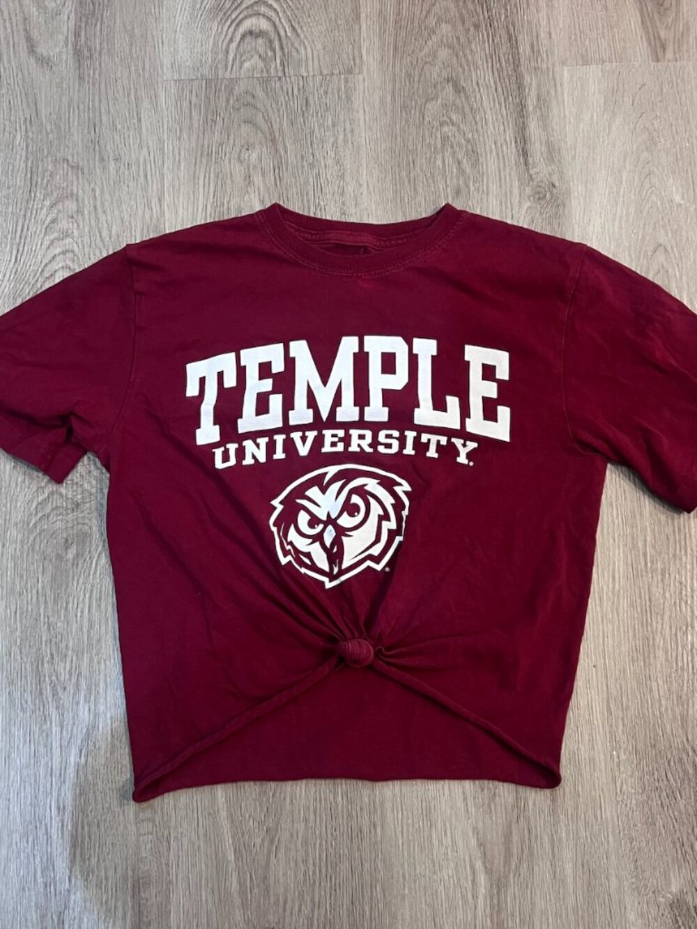 Temple University Owls Graphic Tee Size Small